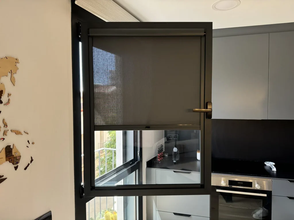 Estores Minibox Screen